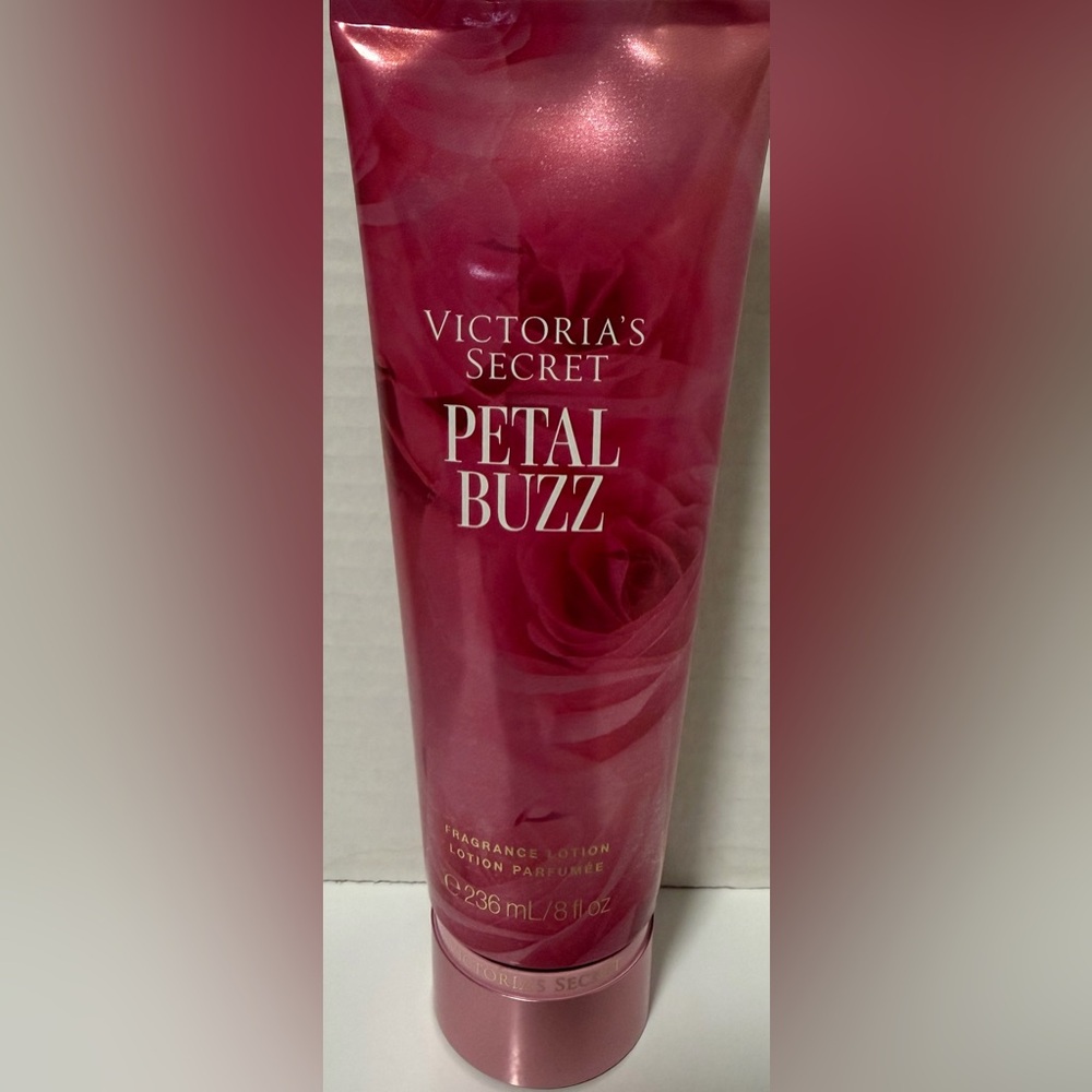 Victoria’s Secret “Petal Buzz” Fragrance Lotion